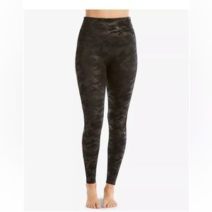 Spanx Petite Camo Faux-Leather Leggings